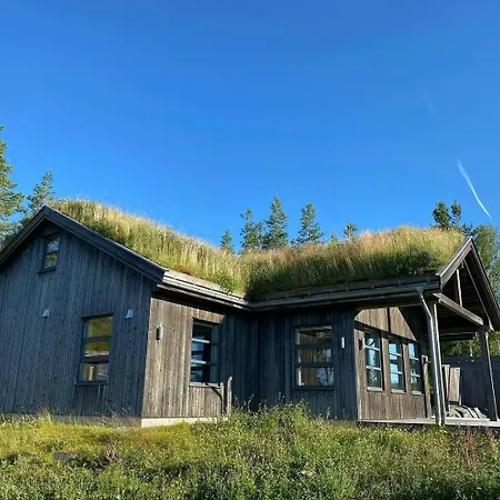 Enjoy Family Time In Beautiful Nature Semesterbostad